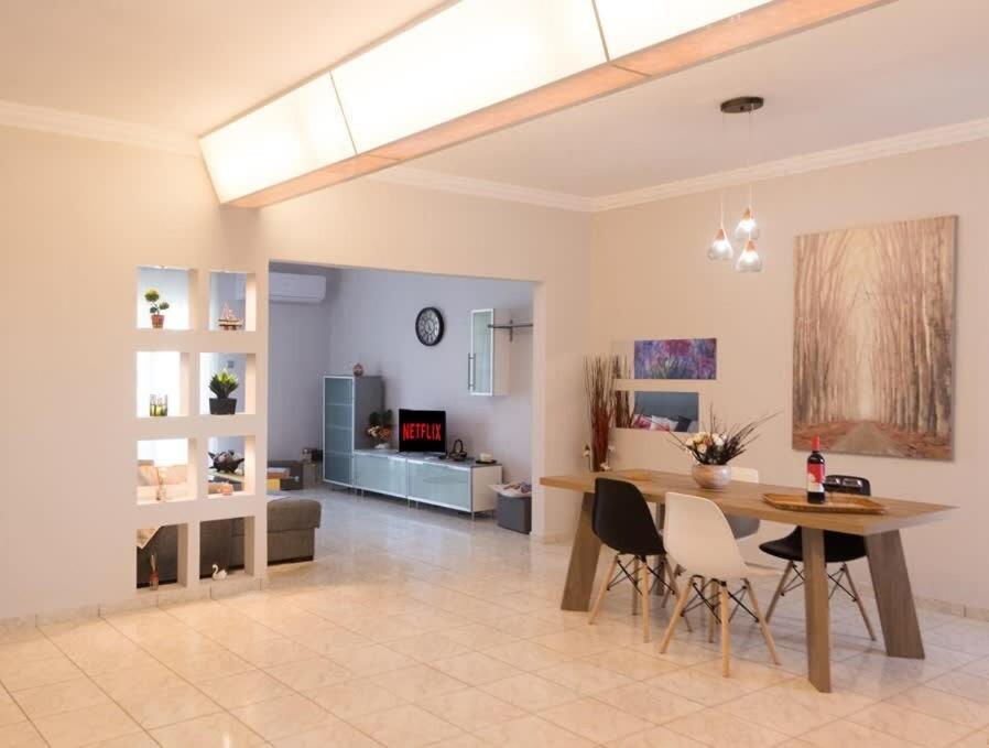 卡拉马塔Cozy Flat On The Main Square, 10Min To The Sea别墅 外观 照片